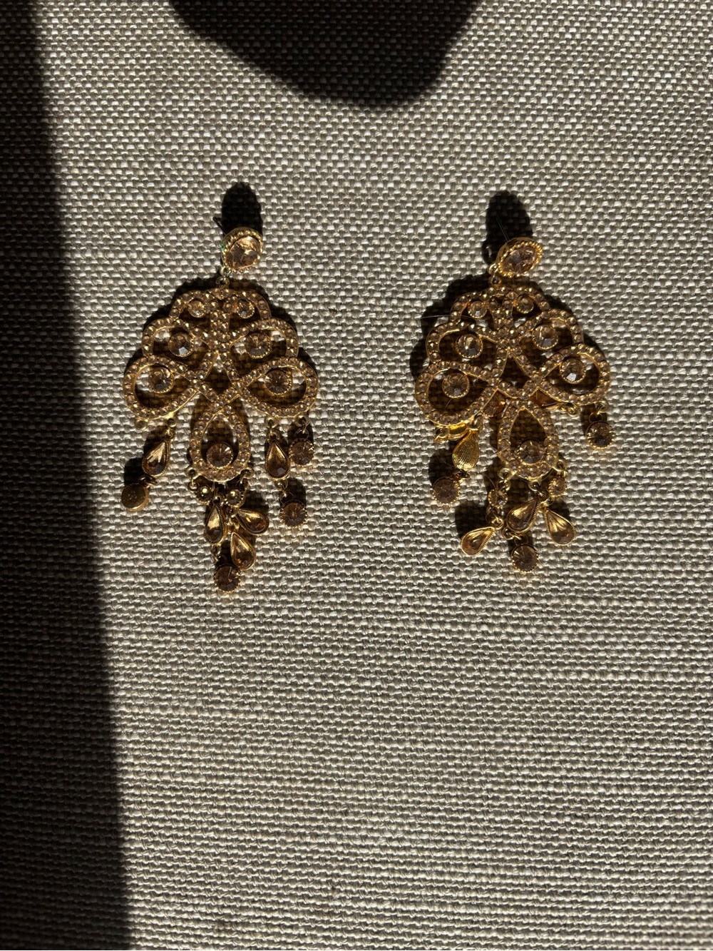 Gold Filigree Dangle Earrings - Elegant Women's Jewelry